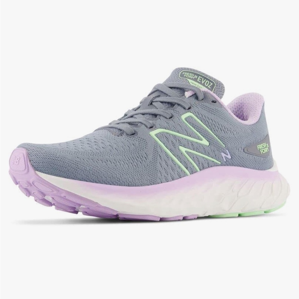 NIB New Balance Freh Foam X Evoz 9.5